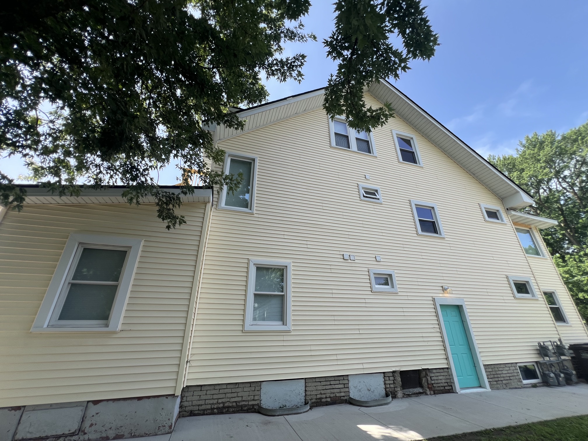 Property thumbnail image
