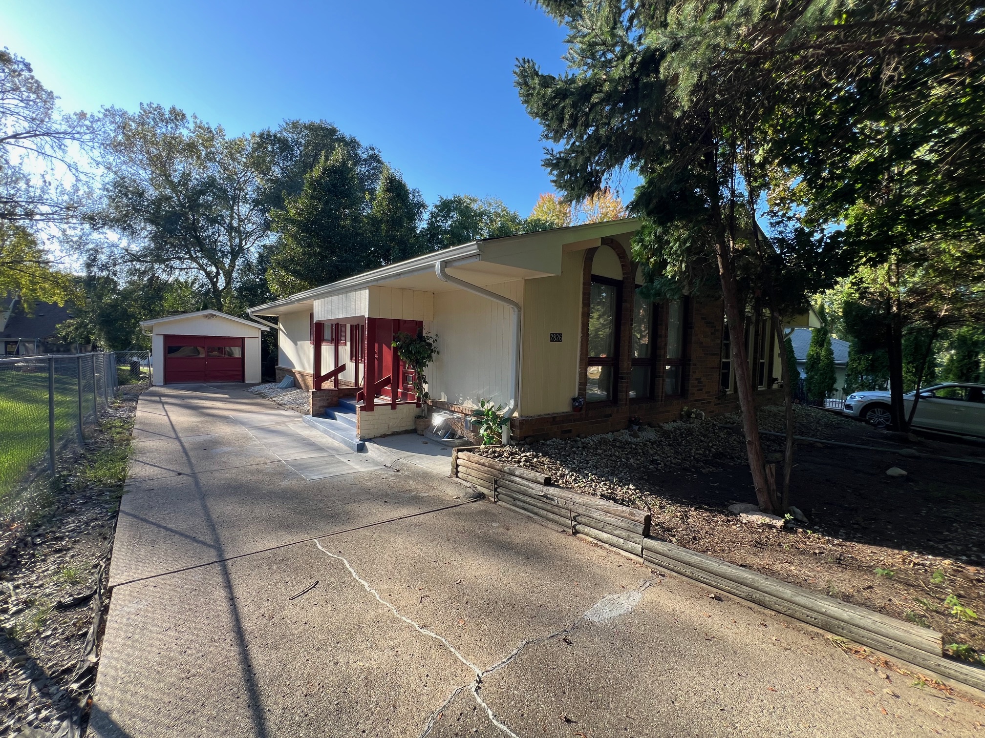 2826 67th Street